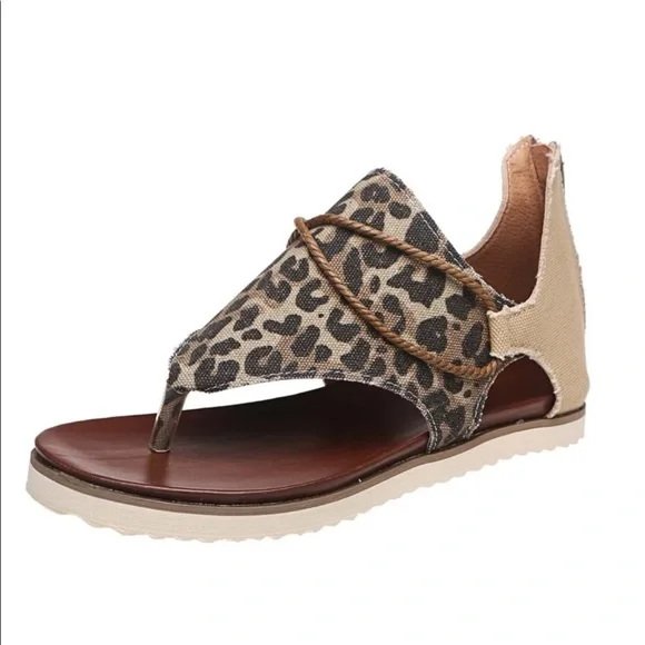 Leopard Print Thong sandal - Picture 4 of 5